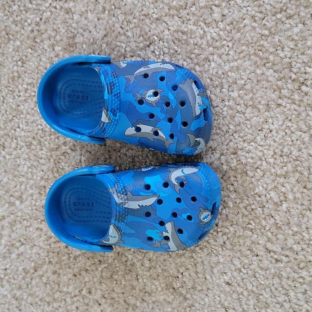 6c crocs
